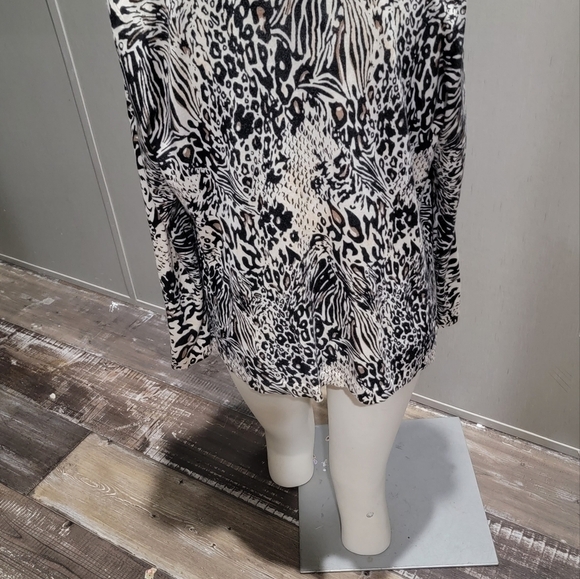 Chicos open face cardigan cheetah 🐆 - Picture 5 of 6